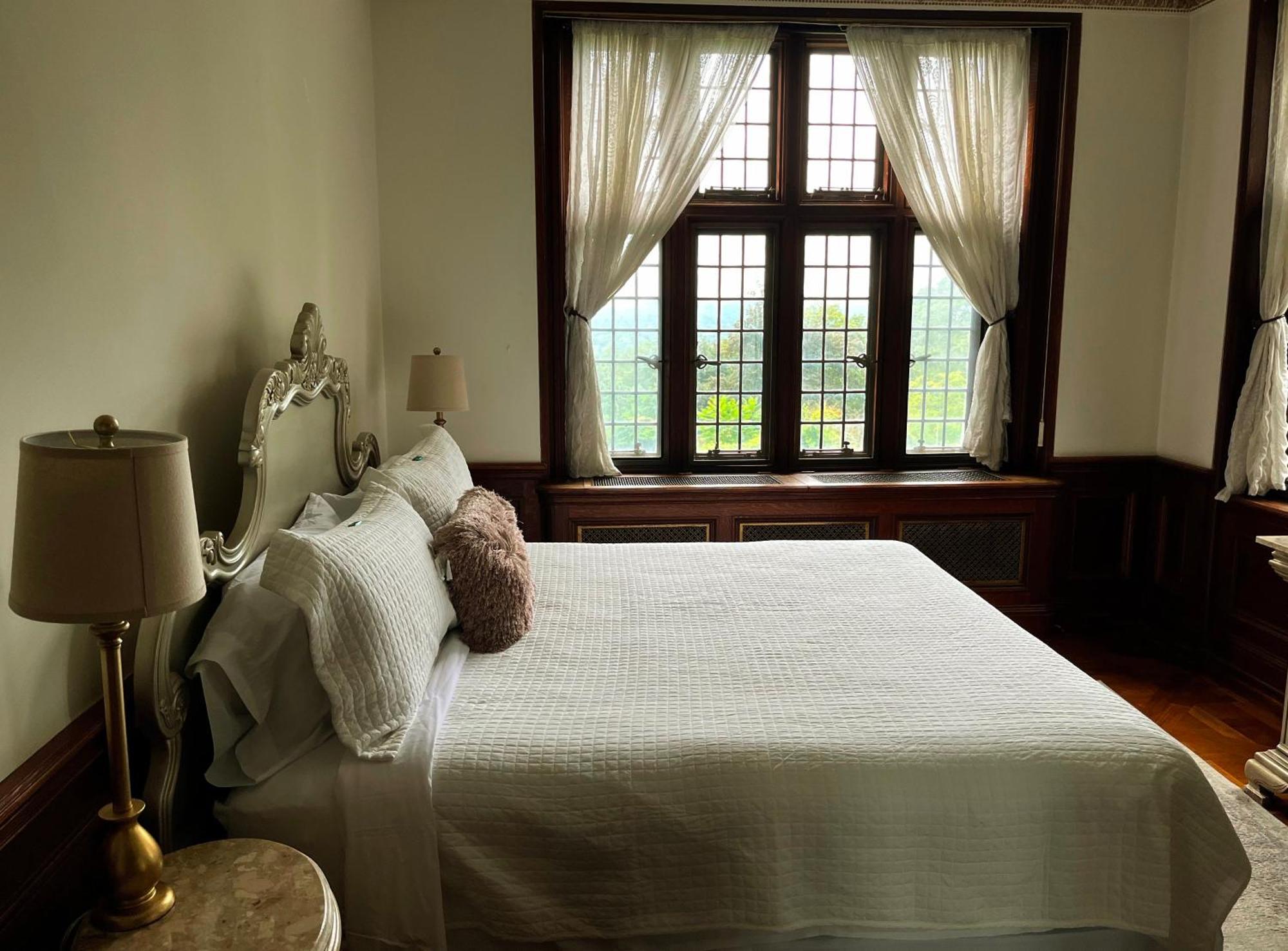Bed and Breakfast The Castle At Skylands Manor Ringwood Exterior foto