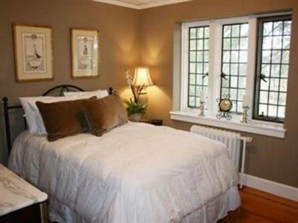 Bed and Breakfast The Castle At Skylands Manor Ringwood Zimmer foto