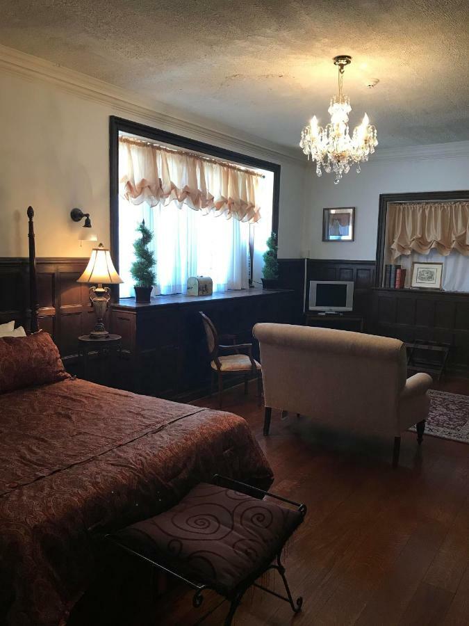 Bed and Breakfast The Castle At Skylands Manor Ringwood Exterior foto